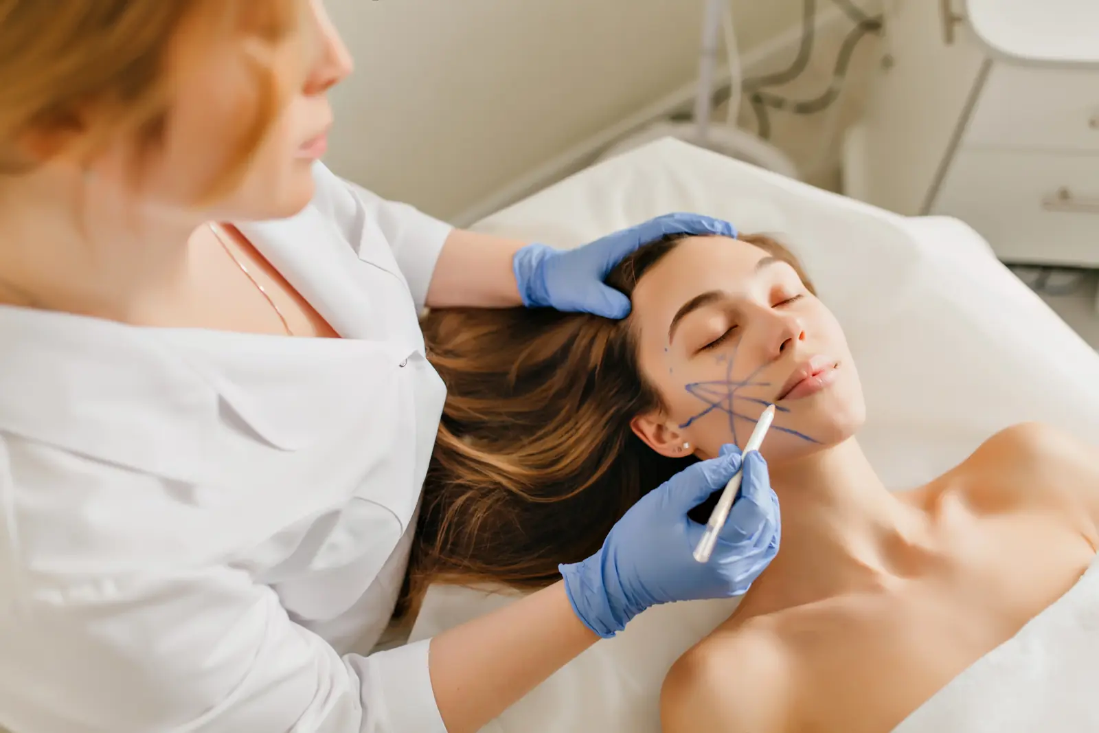 Thread Lift and Face Lift treatment at Aevum Health, Goregaon West Mumbai