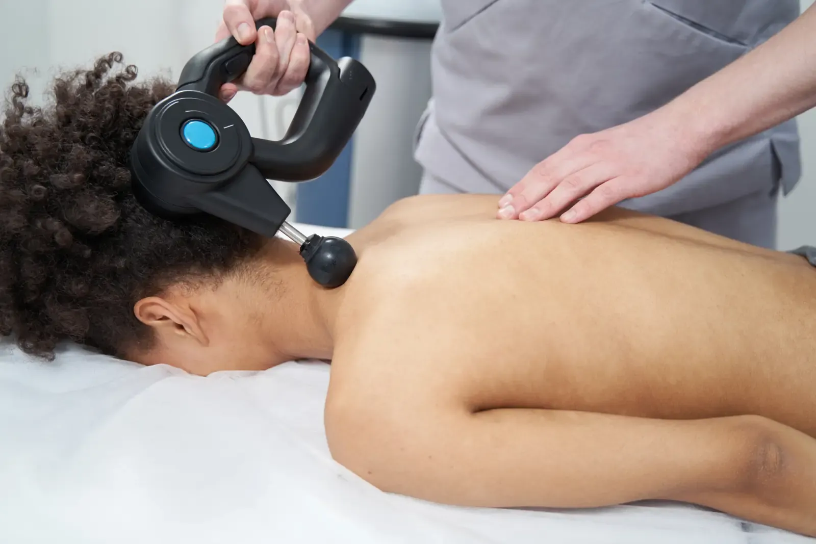 Dry Therapy with Vibration session at Aevum Health, Goregaon West Mumbai